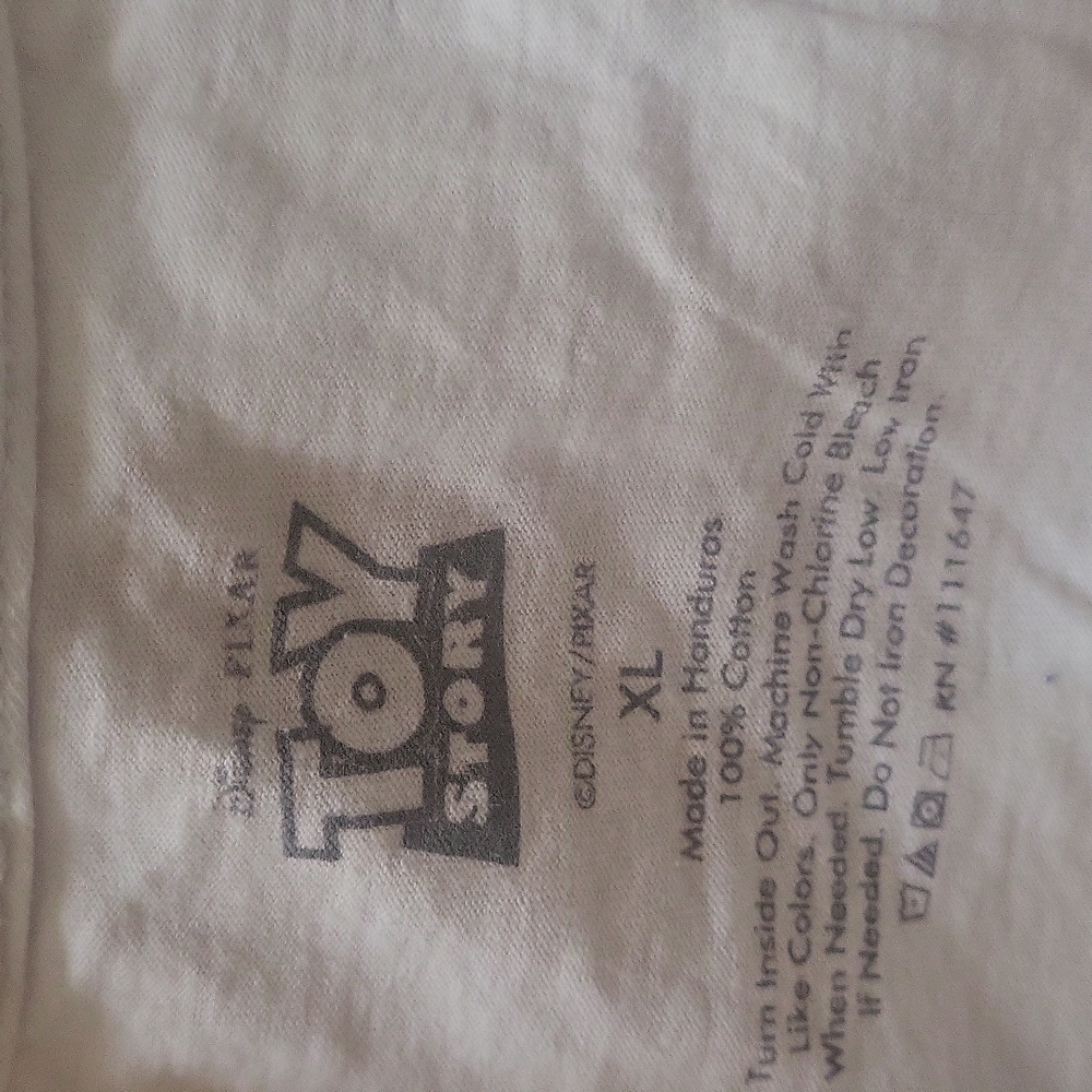 **Removing 8/29**Disney Pizza Planet Unisex T-shirt - Picture 4 of 5